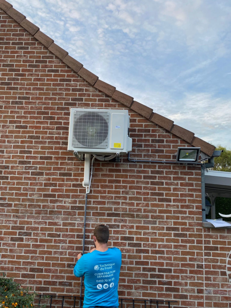 la pose d'une clim par un professionnelle en wallonie